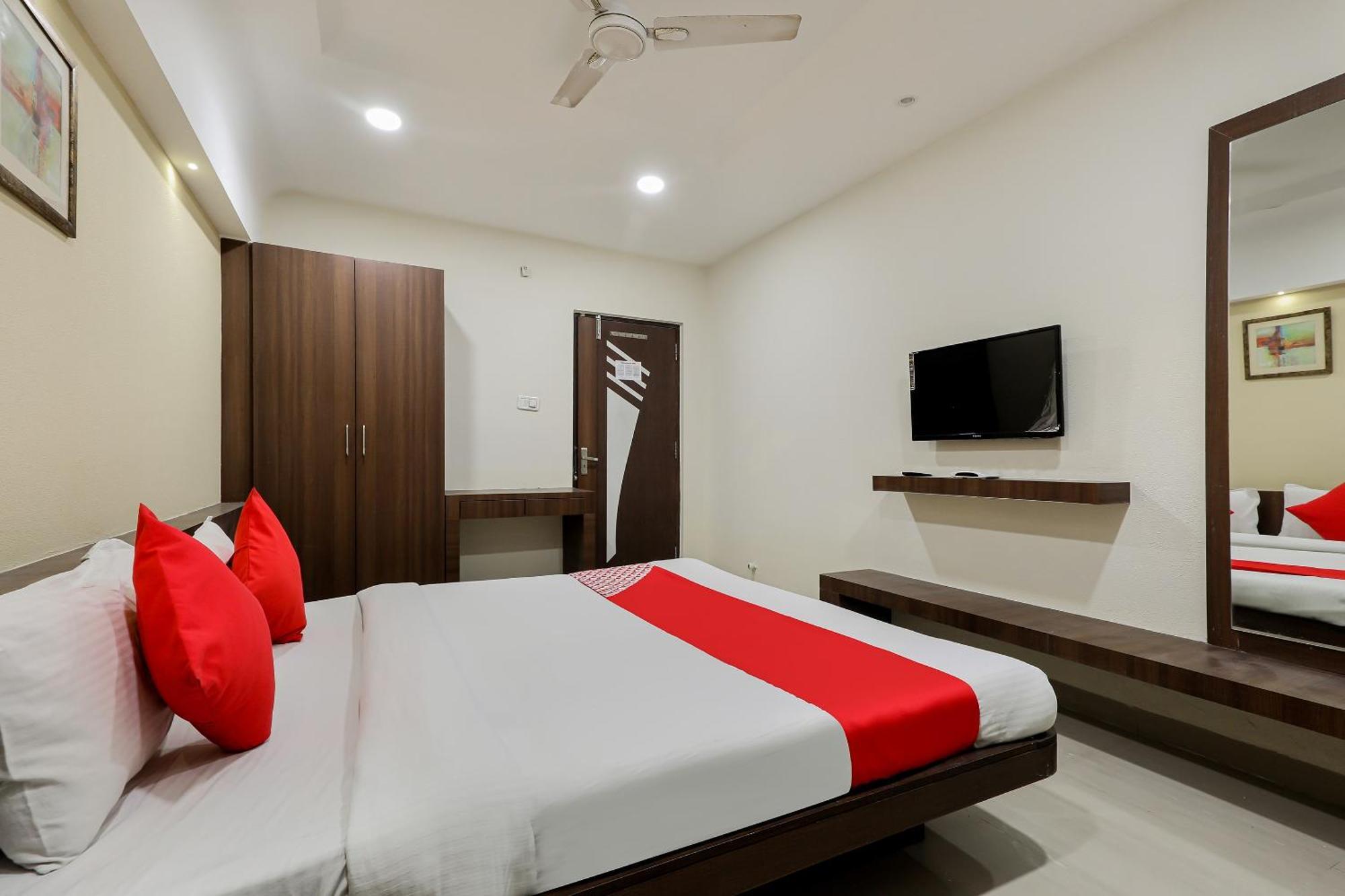 Oyo Hotel Relax Indore Zewnętrze zdjęcie